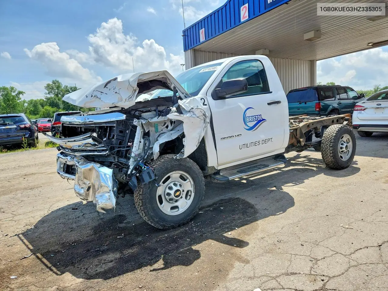 2017 Chevrolet Silverado K2500 Cab & Chassis VIN: 1GB0KUEG3HZ335305 Lot: 52716346