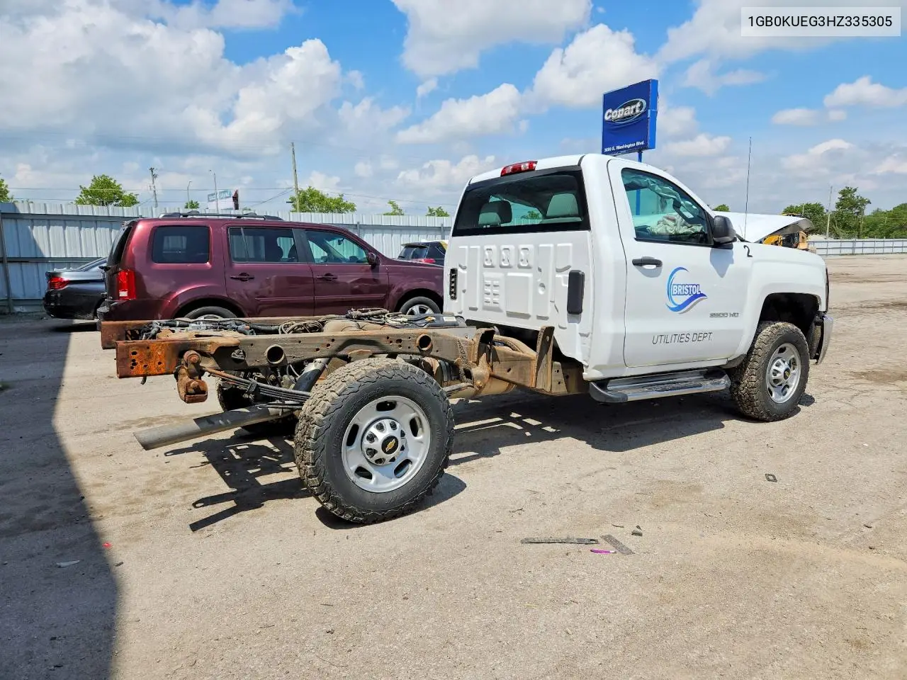 2017 Chevrolet Silverado K2500 Cab & Chassis VIN: 1GB0KUEG3HZ335305 Lot: 52716346