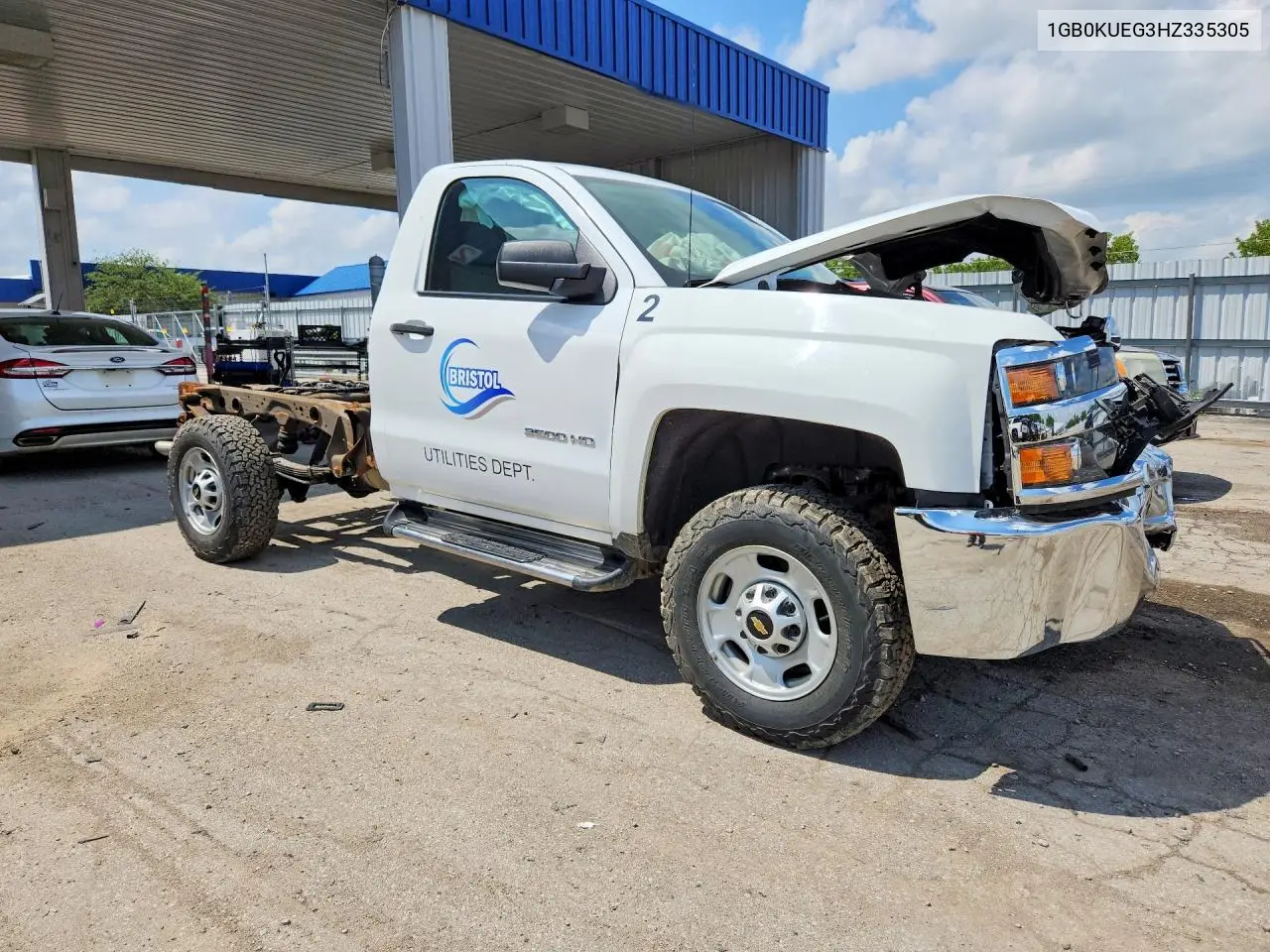 2017 Chevrolet Silverado K2500 Cab & Chassis VIN: 1GB0KUEG3HZ335305 Lot: 52716346