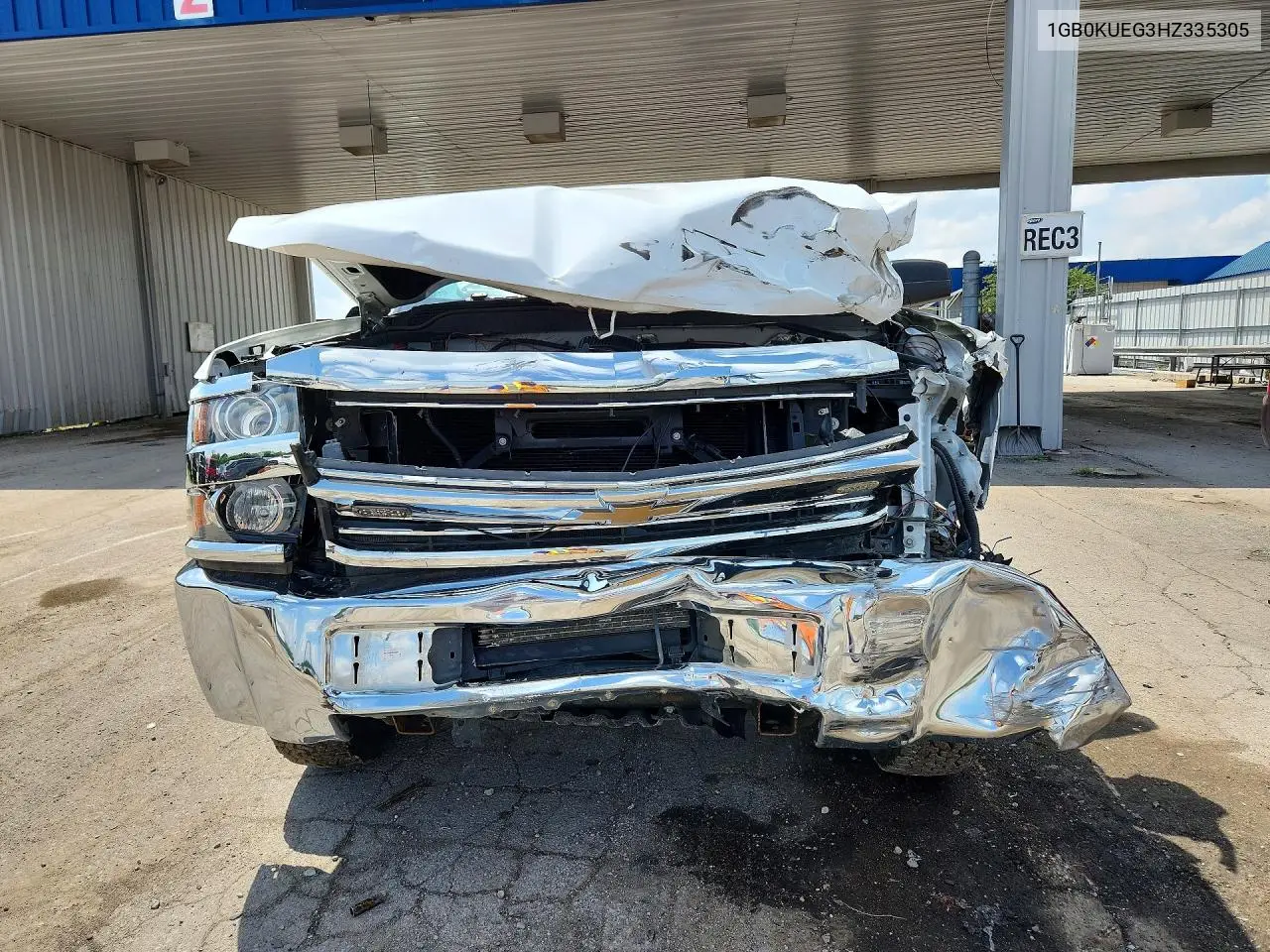 2017 Chevrolet Silverado K2500 Cab & Chassis VIN: 1GB0KUEG3HZ335305 Lot: 52716346