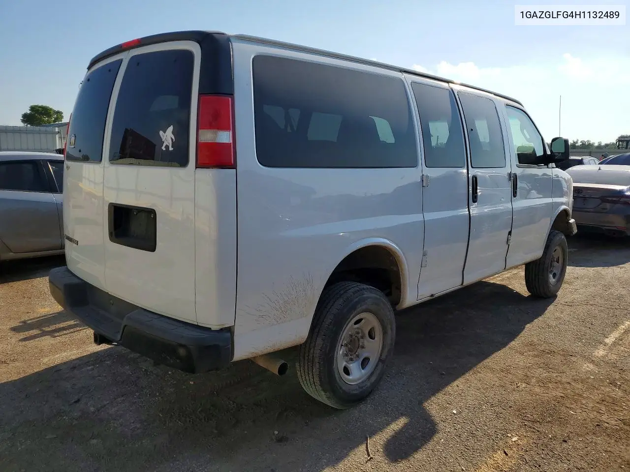 2017 Chevrolet Express G3500 Ls VIN: 1GAZGLFG4H1132489 Lot: 60651336
