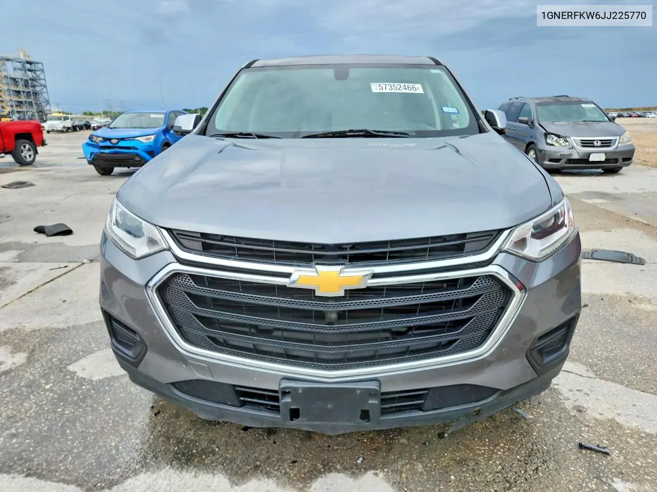 2018 Chevrolet Traverse Ls VIN: 1GNERFKW6JJ225770 Lot: 57352466