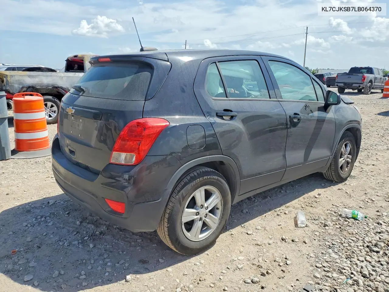 2020 Chevrolet Trax Ls VIN: KL7CJKSB7LB064370 Lot: 59186356