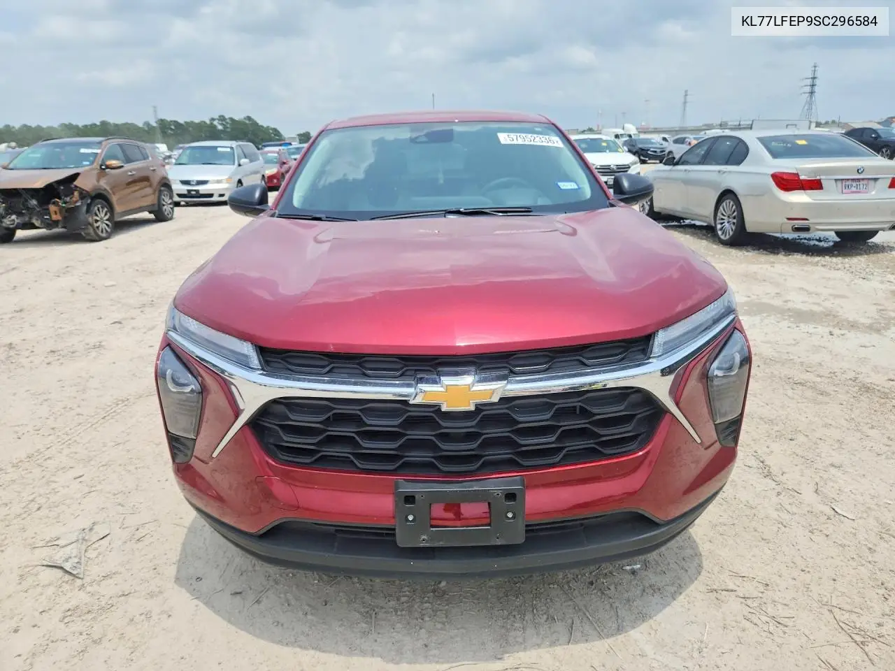 2025 Chevrolet Trax Ls VIN: KL77LFEP9SC296584 Lot: 57952336