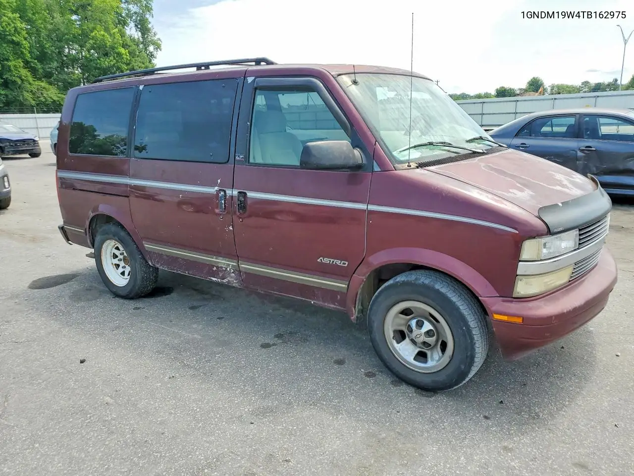 1996 Chevrolet Astro VIN: 1GNDM19W4TB162975 Lot: 58959036