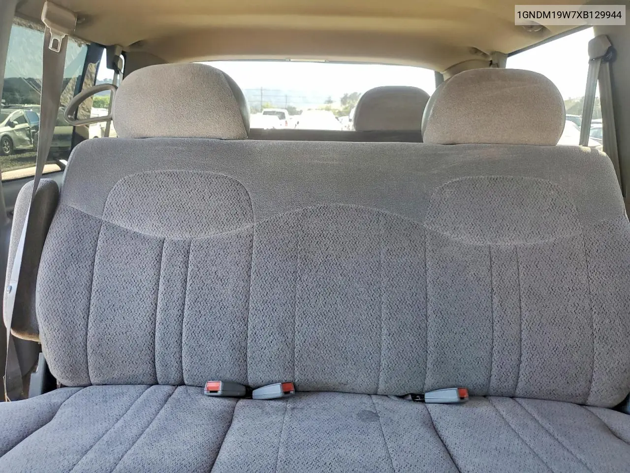1999 Chevrolet Astro VIN: 1GNDM19W7XB129944 Lot: 52772846