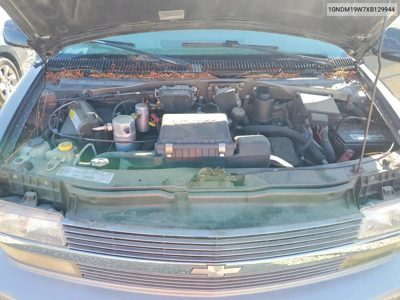 1999 Chevrolet Astro VIN: 1GNDM19W7XB129944 Lot: 52772846