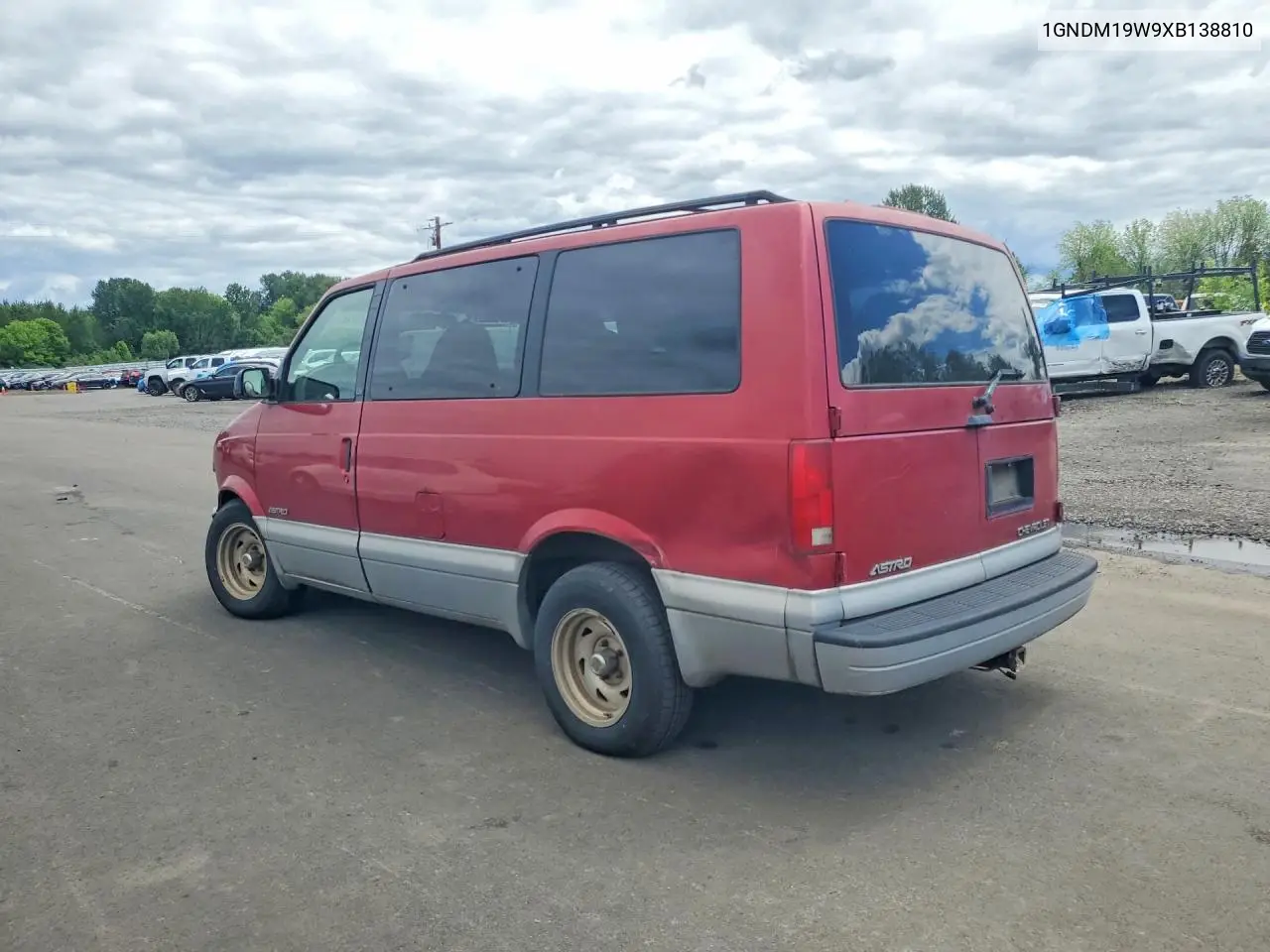 1999 Chevrolet Astro VIN: 1GNDM19W9XB138810 Lot: 54872636