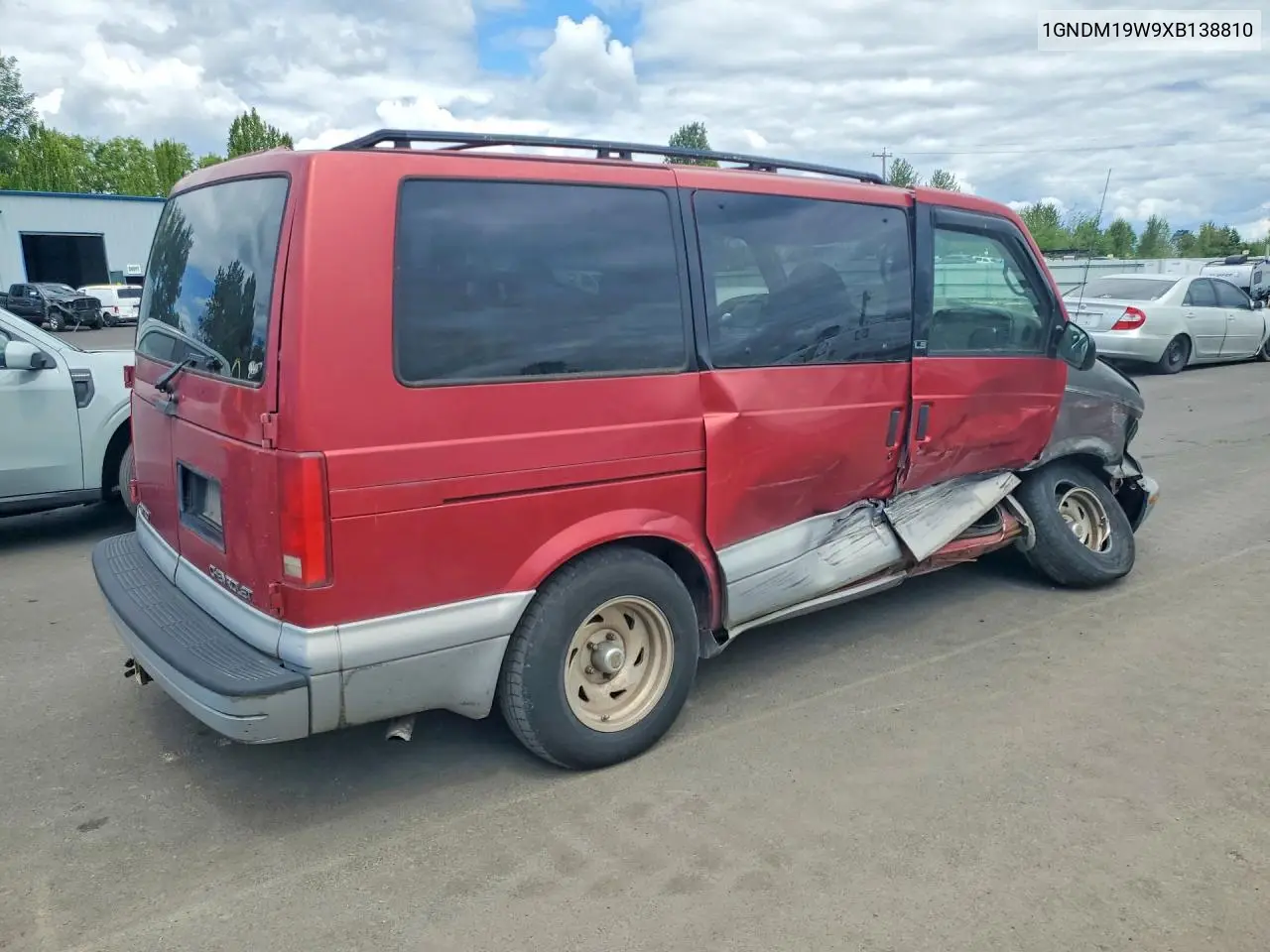 1999 Chevrolet Astro VIN: 1GNDM19W9XB138810 Lot: 54872636