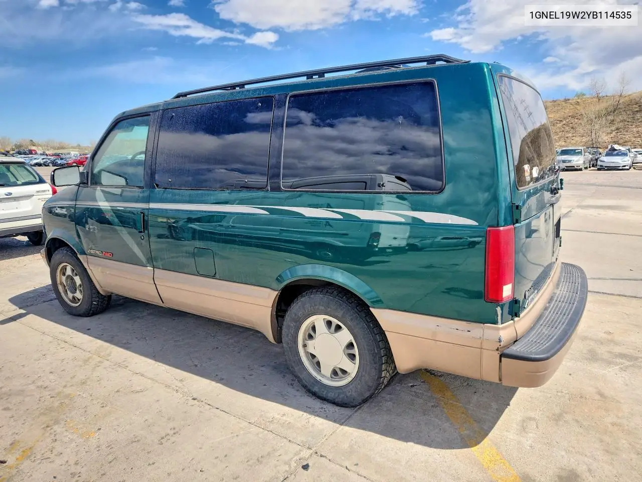 2000 Chevrolet Astro Van Delivery Van VIN: 1GNEL19W2YB114535 Lot: 49185416