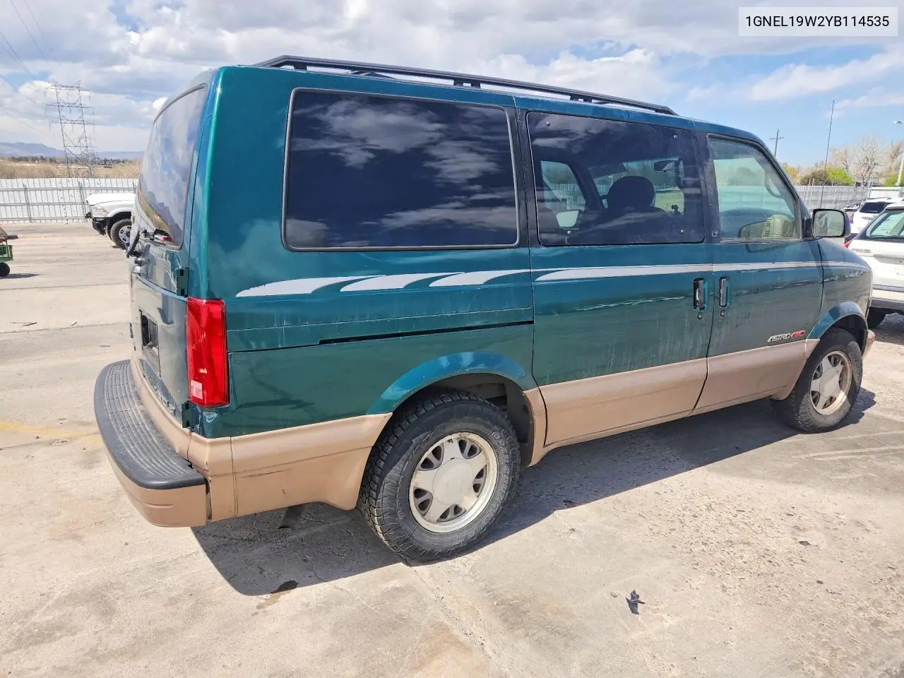 2000 Chevrolet Astro Van Delivery Van VIN: 1GNEL19W2YB114535 Lot: 49185416