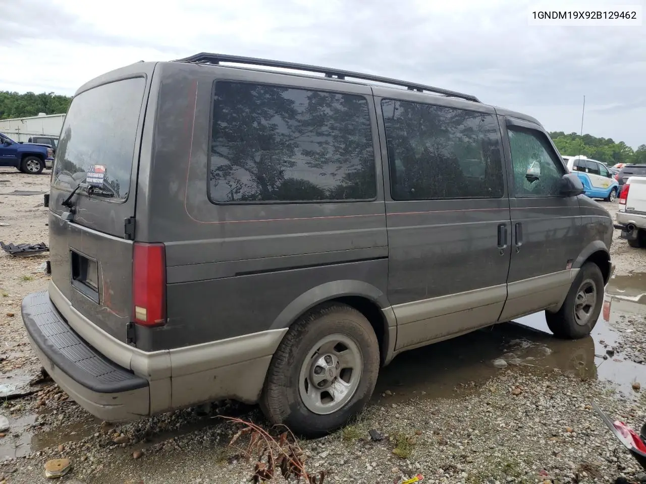 2000 Chevrolet Astro VIN: 1GNDM19X92B129462 Lot: 50676885