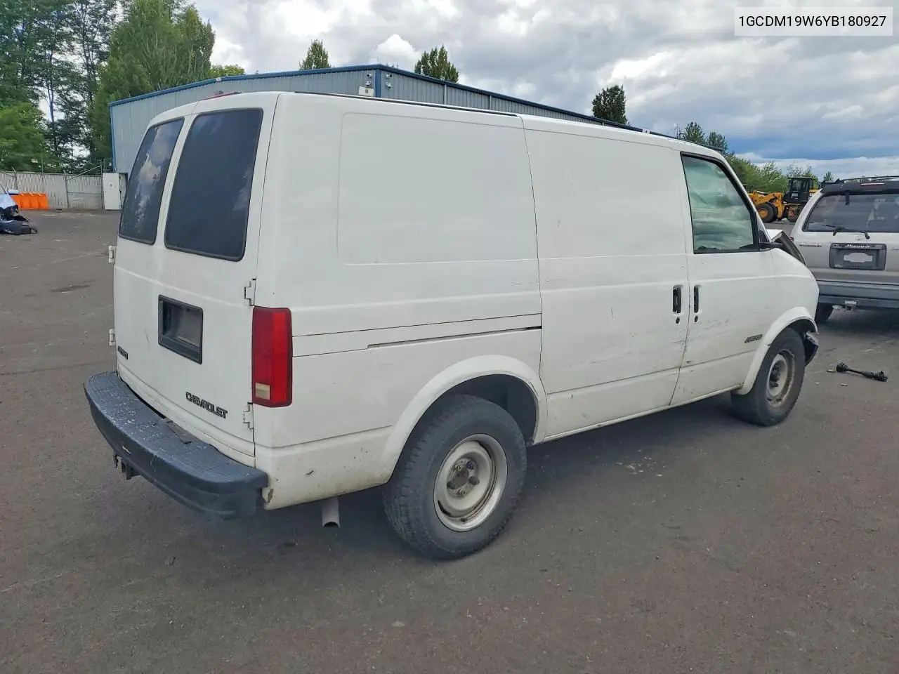 2000 Chevrolet Astro VIN: 1GCDM19W6YB180927 Lot: 56701936