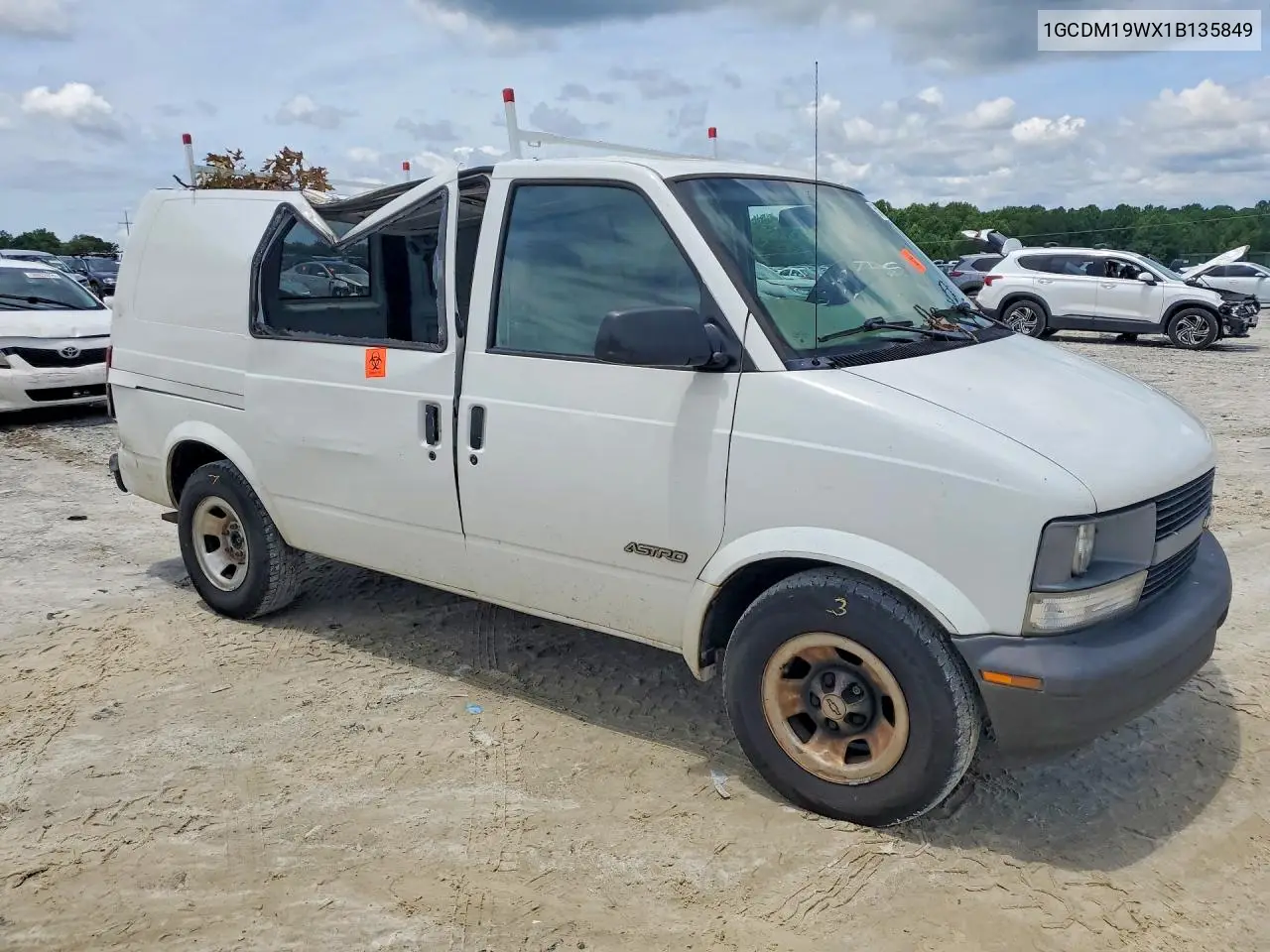 2001 Chevrolet Astro VIN: 1GCDM19WX1B135849 Lot: 58114366