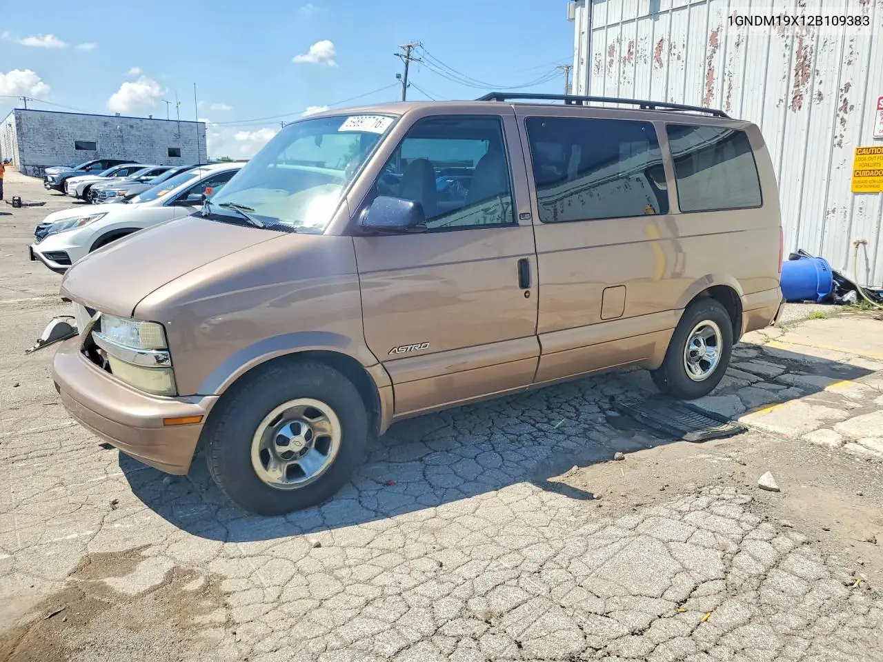 2002 Chevrolet Astro VIN: 1GNDM19X12B109383 Lot: 59897716