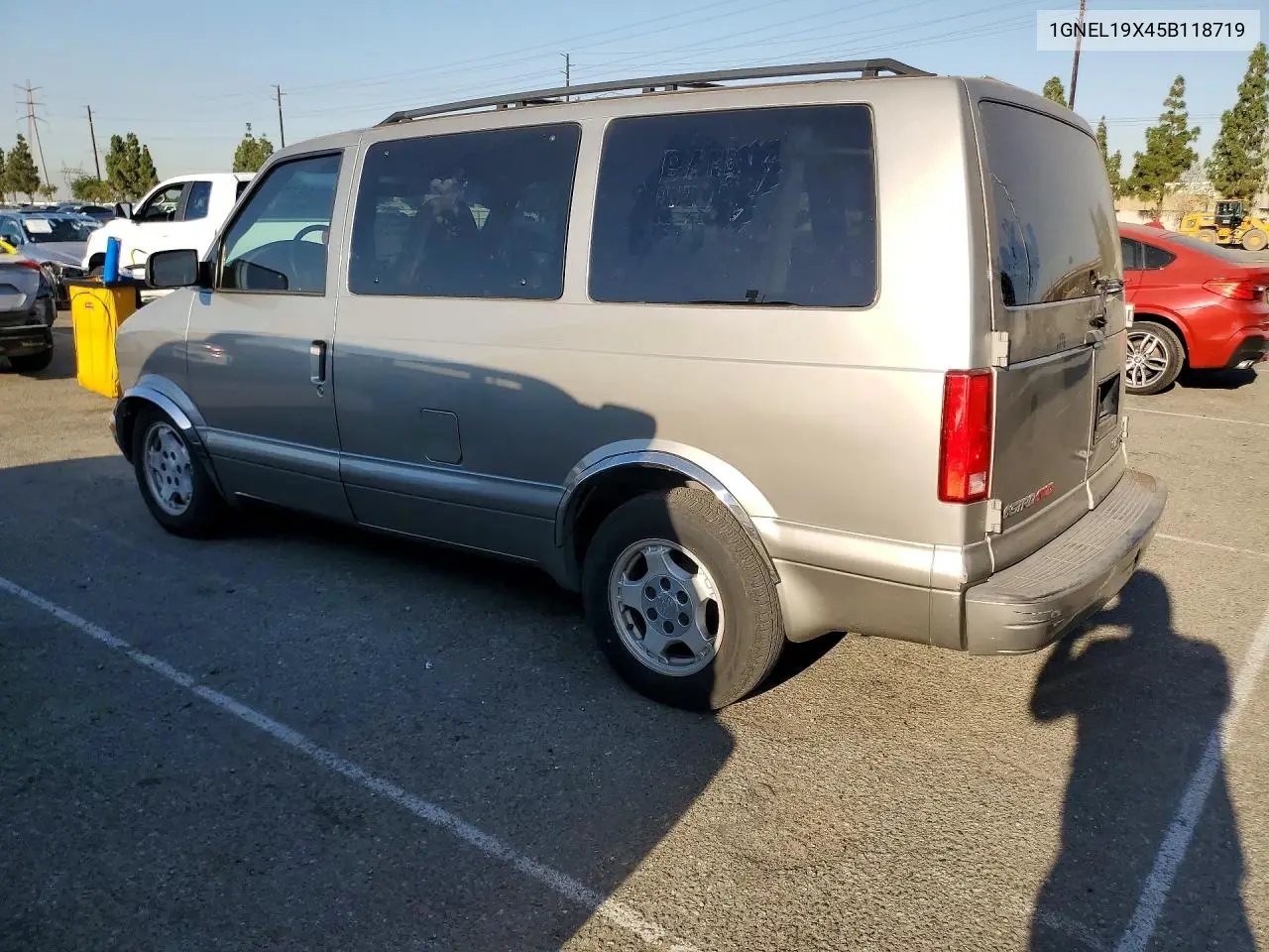 2005 Chevrolet Astro VIN: 1GNEL19X45B118719 Lot: 60525916