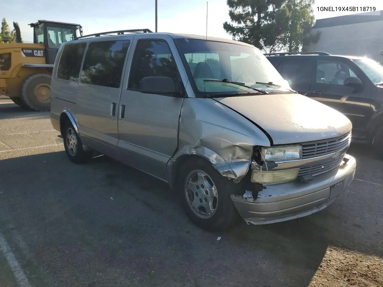 2005 Chevrolet Astro VIN: 1GNEL19X45B118719 Lot: 60525916