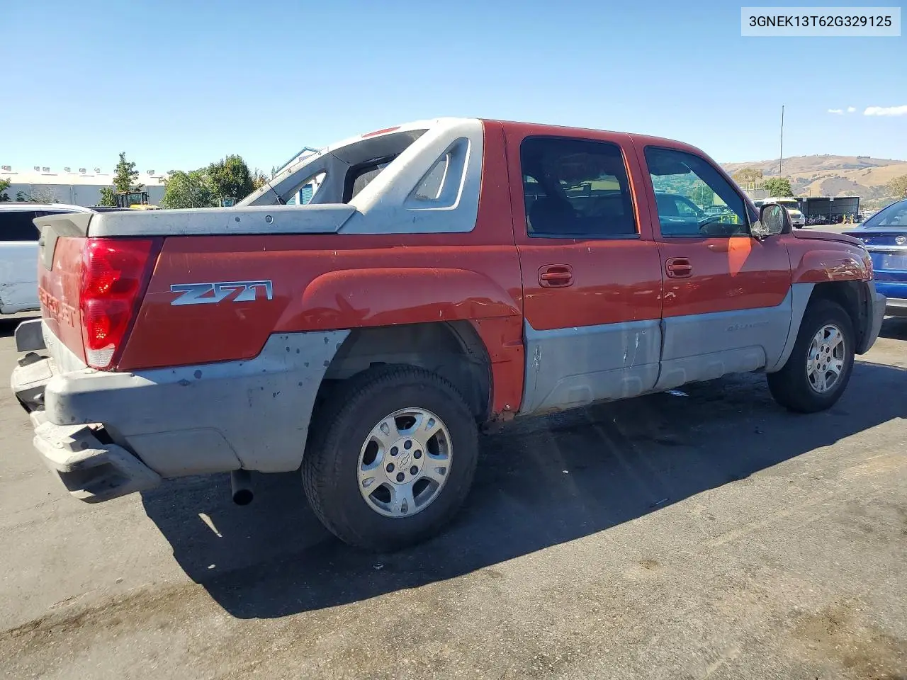 2002 Chevrolet Avalanche K1500 VIN: 3GNEK13T62G329125 Lot: 61122236
