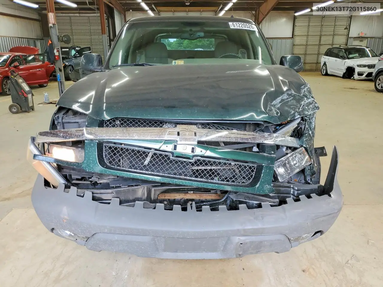 2002 Chevrolet Avalanche K1500 VIN: 3GNEK13T72G115860 Lot: 61220526