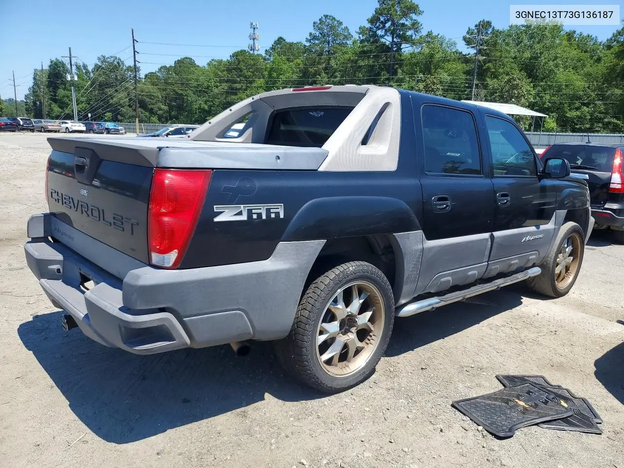 2003 Chevrolet Avalanche C1500 VIN: 3GNEC13T73G136187 Lot: 56415906