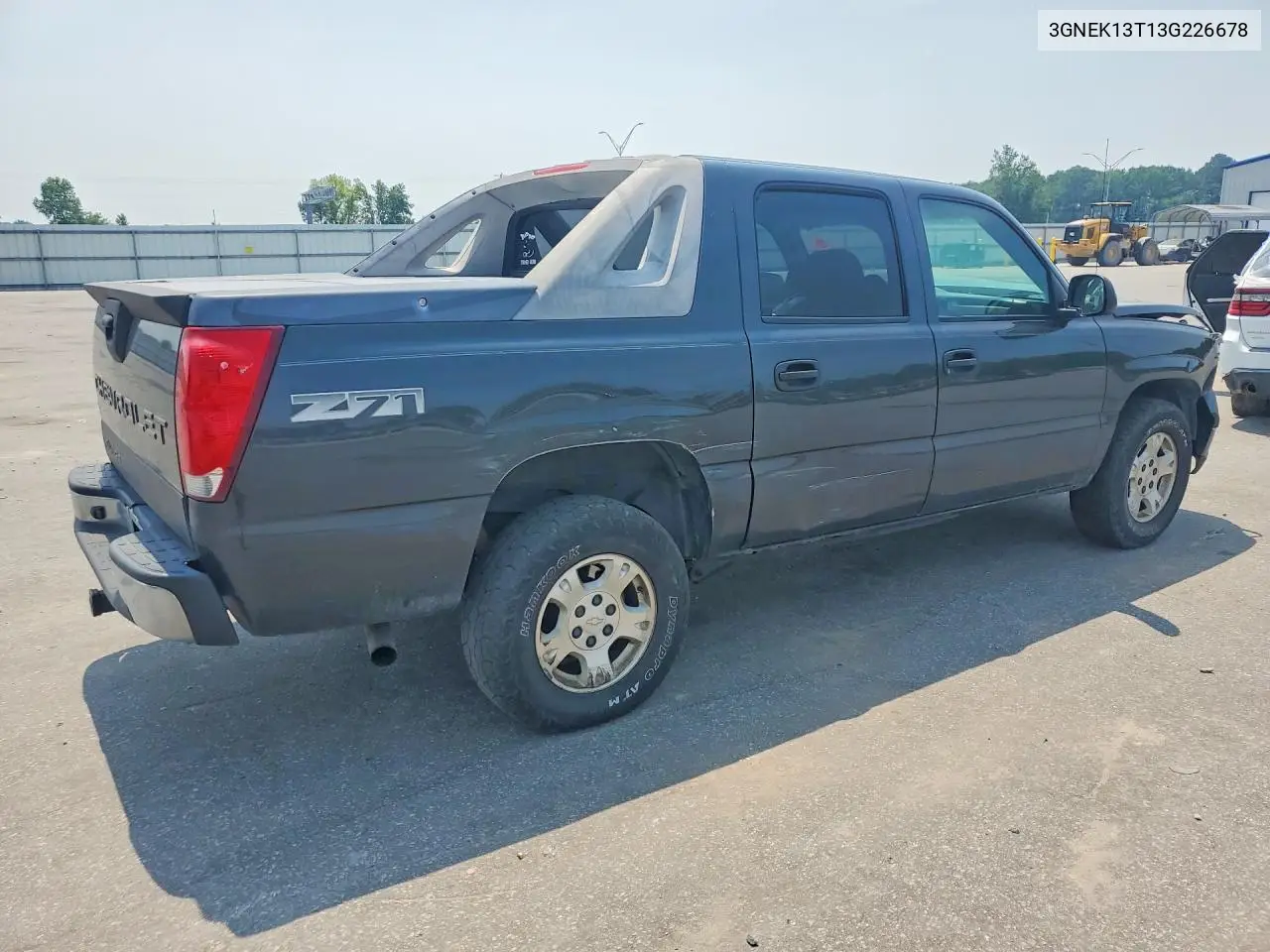 2003 Chevrolet Avalanche K1500 VIN: 3GNEK13T13G226678 Lot: 56574316