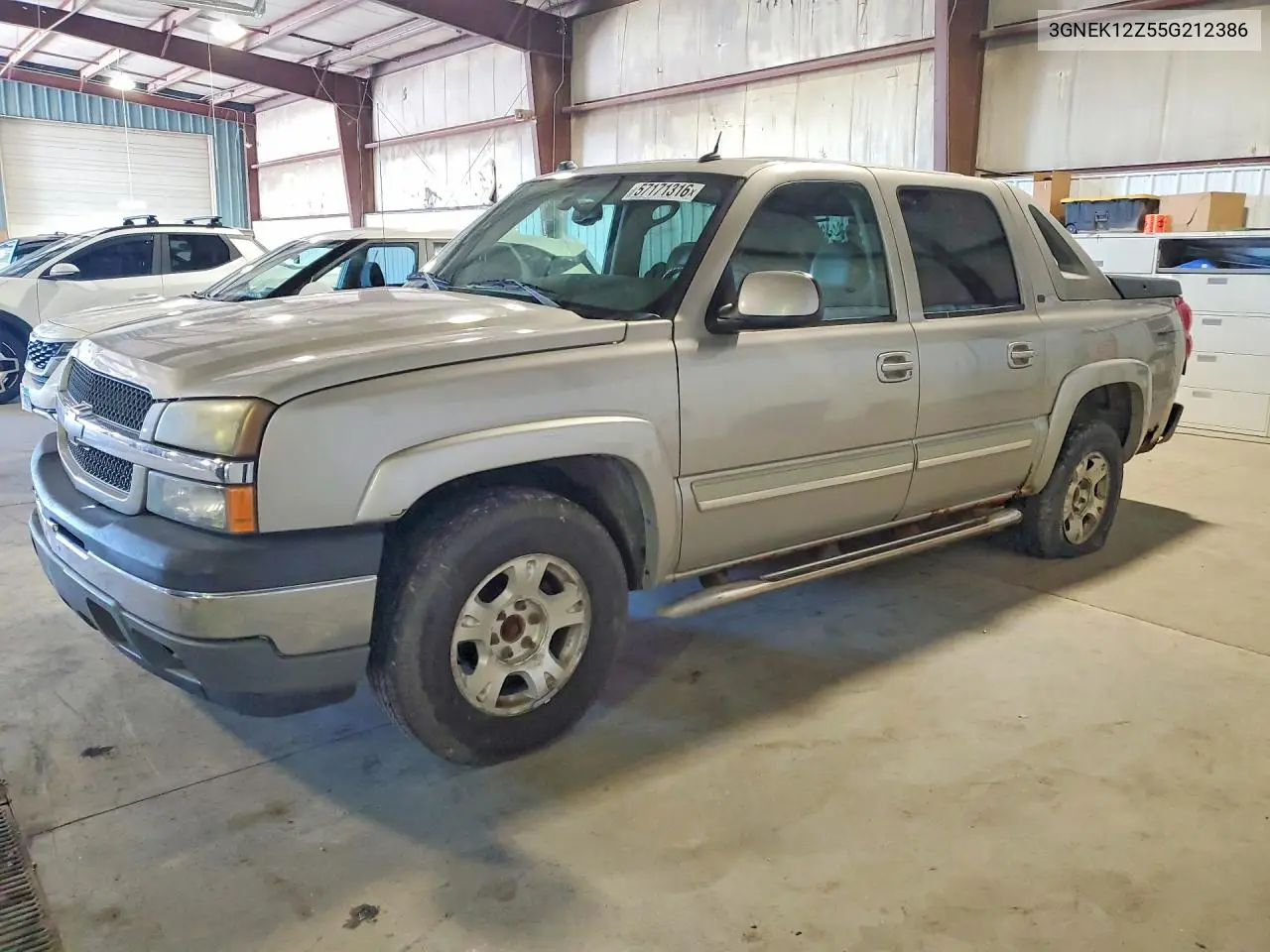 2005 Chevrolet Avalanche K1500 VIN: 3GNEK12Z55G212386 Lot: 57171316