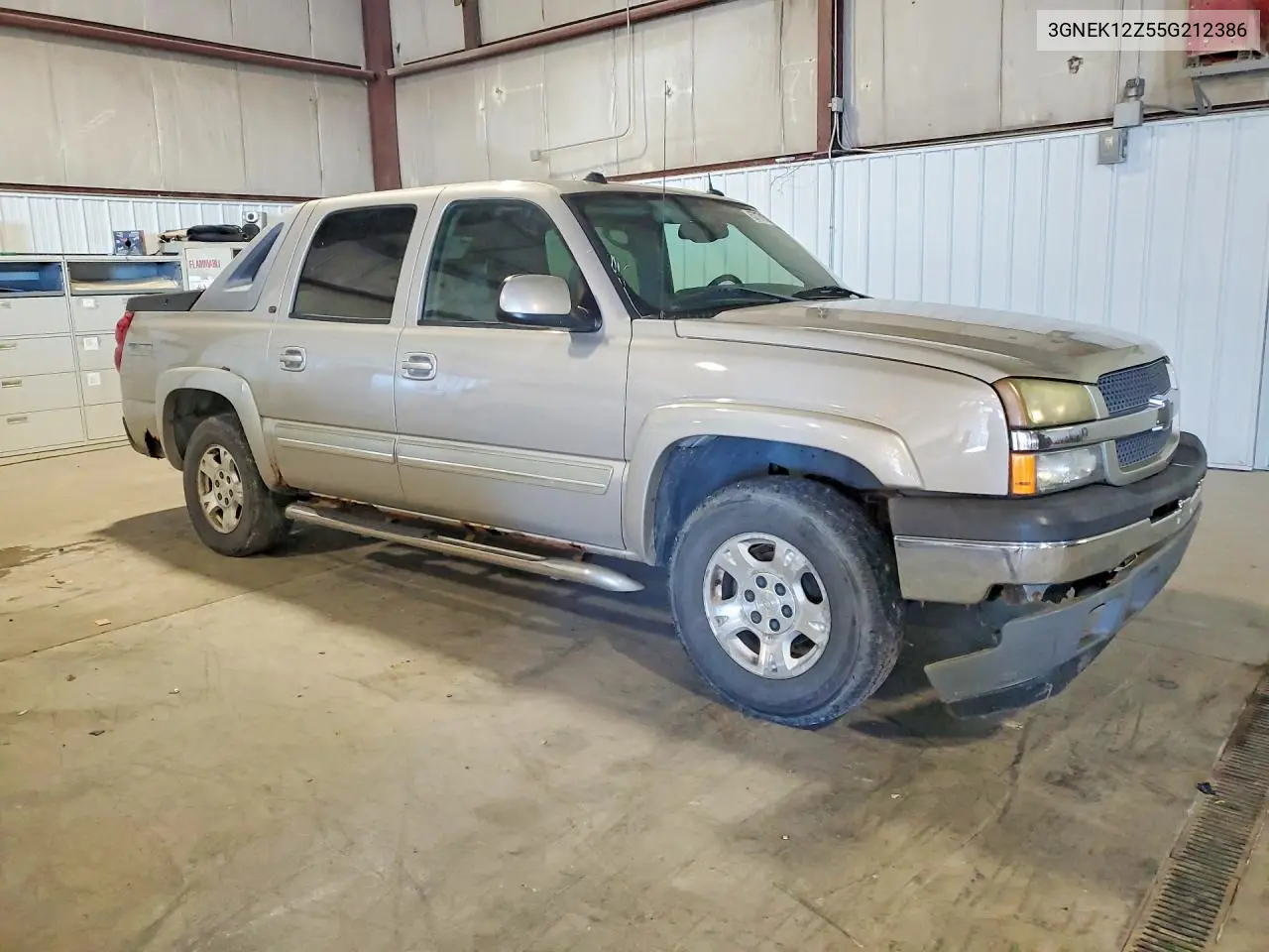 2005 Chevrolet Avalanche K1500 VIN: 3GNEK12Z55G212386 Lot: 57171316