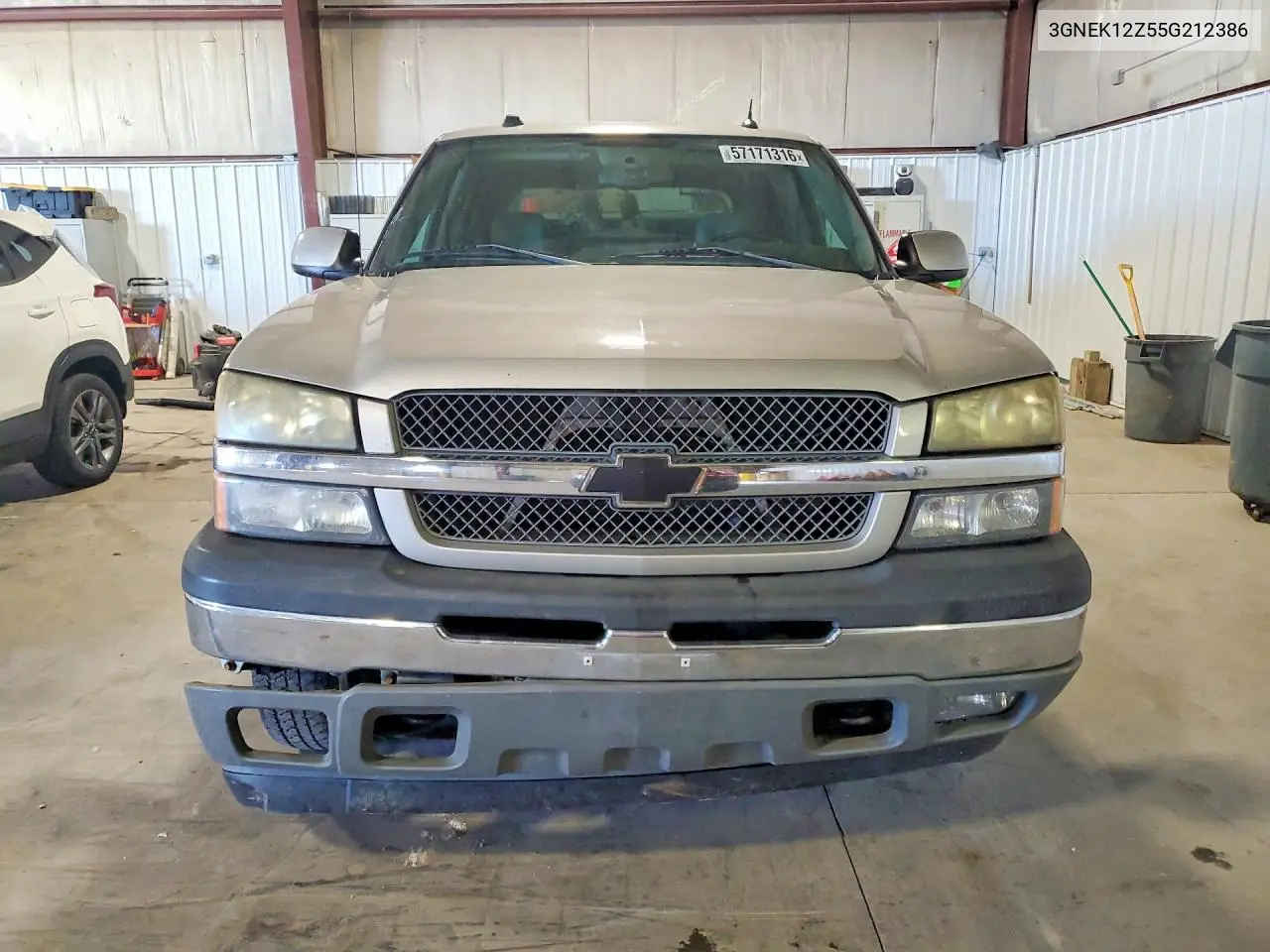 2005 Chevrolet Avalanche K1500 VIN: 3GNEK12Z55G212386 Lot: 57171316