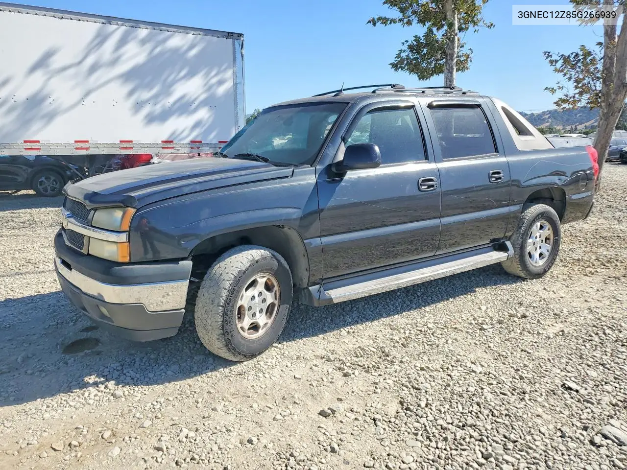 2005 Chevrolet Avalanche C1500 VIN: 3GNEC12Z85G266939 Lot: 61354826