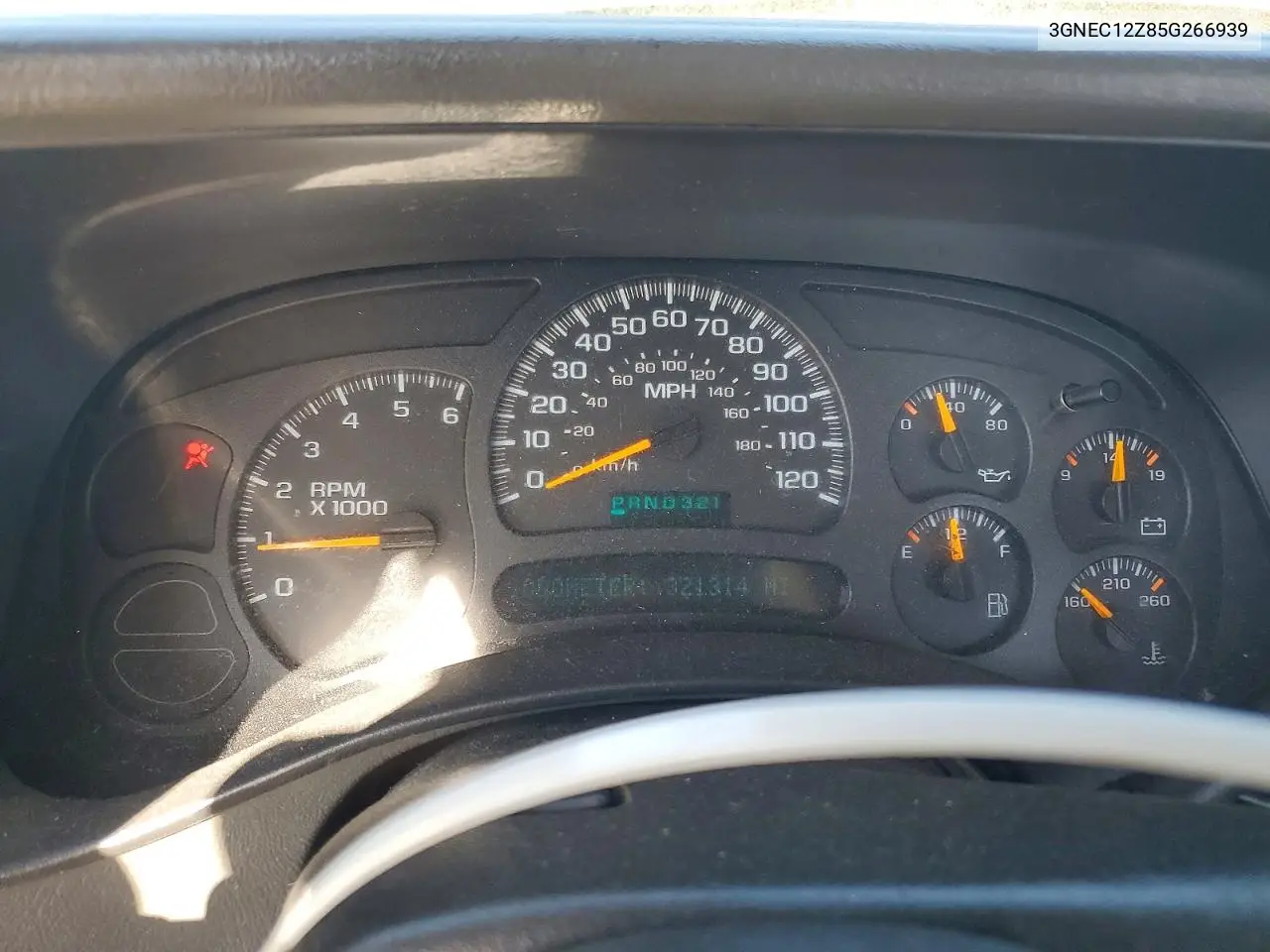 2005 Chevrolet Avalanche C1500 VIN: 3GNEC12Z85G266939 Lot: 61354826