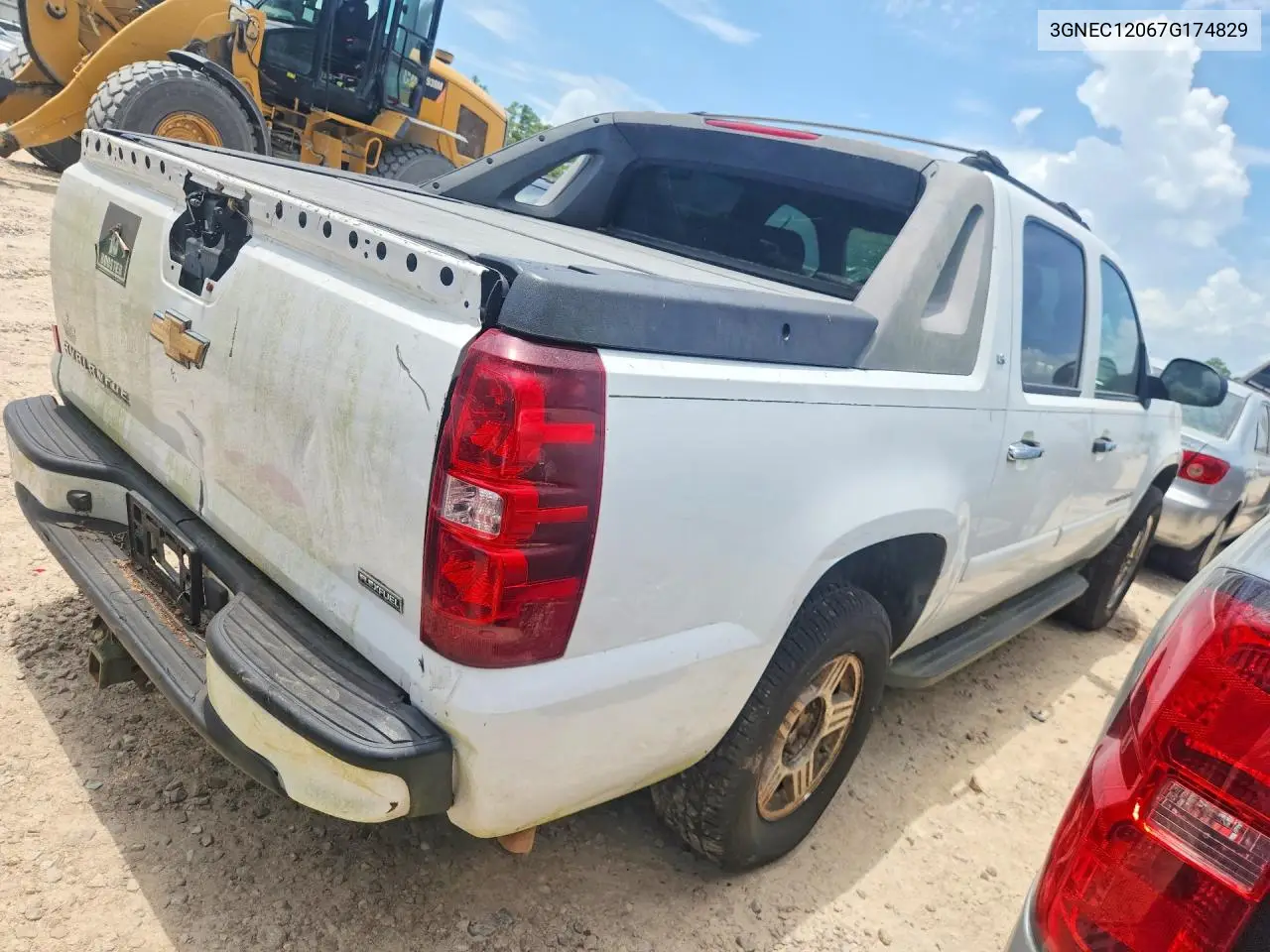 2007 Chevrolet Avalanche C1500 VIN: 3GNEC12067G174829 Lot: 60477966
