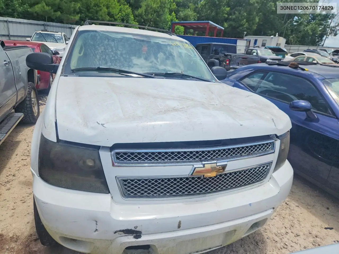 2007 Chevrolet Avalanche C1500 VIN: 3GNEC12067G174829 Lot: 60477966