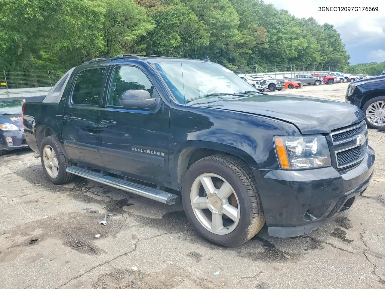 2007 Chevrolet Avalanche C1500 VIN: 3GNEC12097G176669 Lot: 60781426