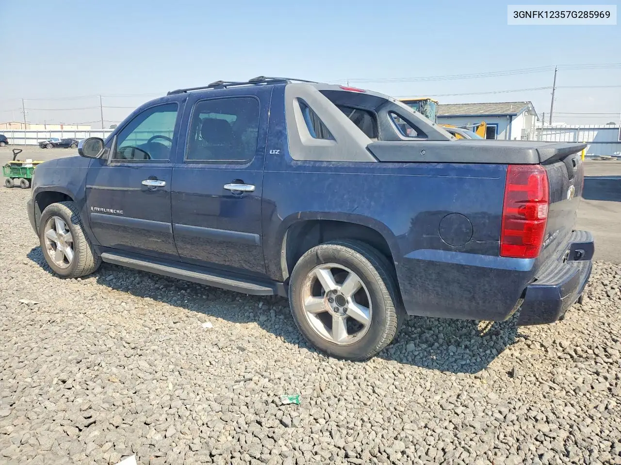 2007 Chevrolet Avalanche K1500 VIN: 3GNFK12357G285969 Lot: 61187386