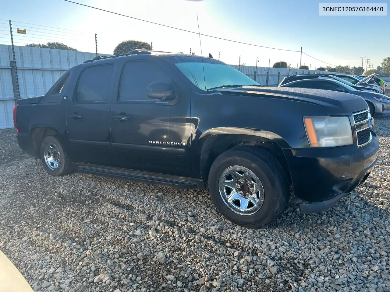 2007 Chevrolet Avalanche C1500 VIN: 3GNEC12057G164440 Lot: 82498775