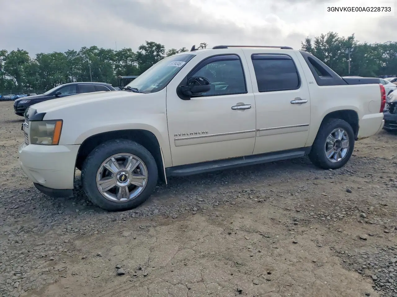 2010 Chevrolet Avalanche Ltz VIN: 3GNVKGE00AG228733 Lot: 59794346