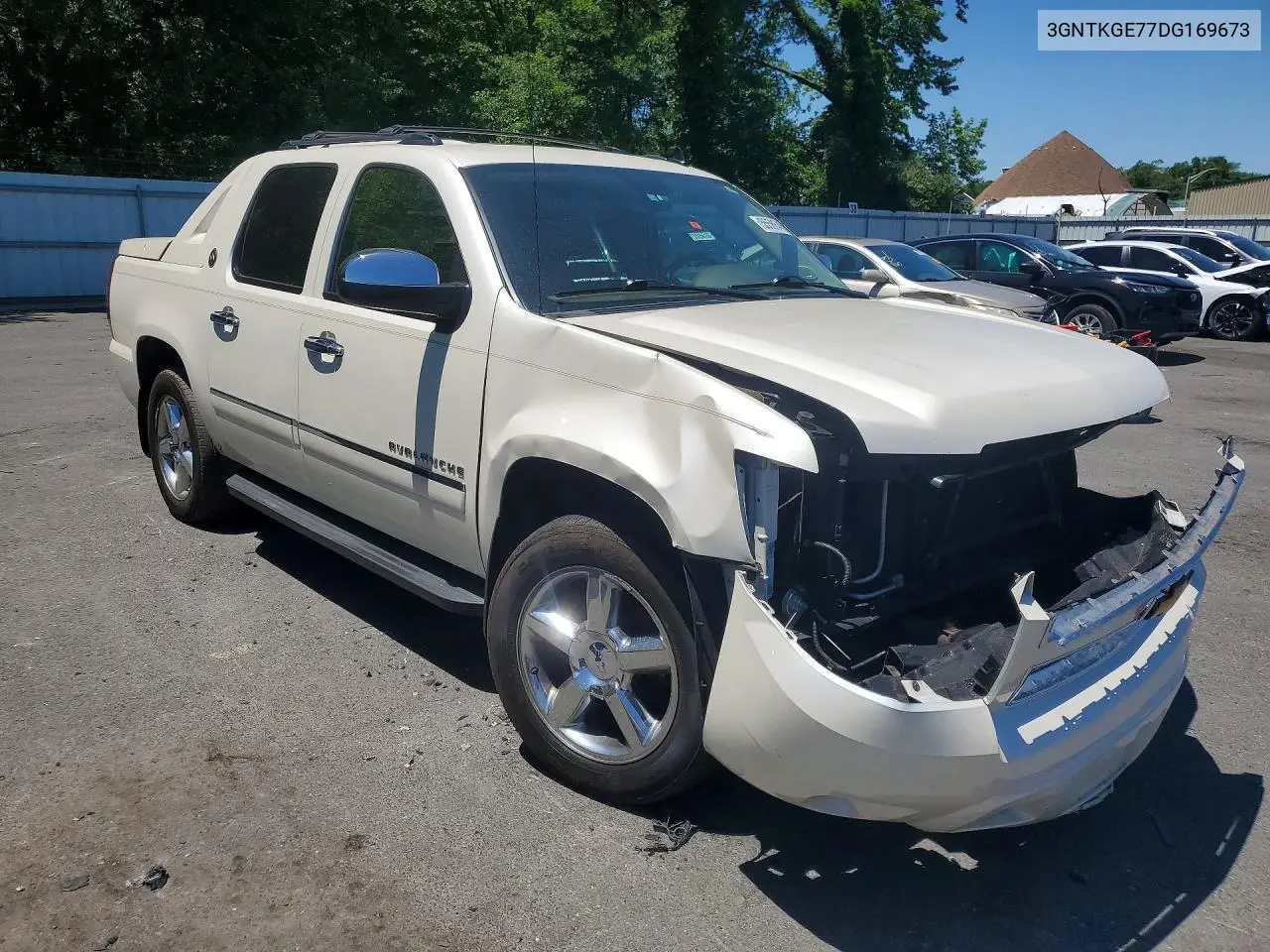 2013 Chevrolet Avalanche Ltz VIN: 3GNTKGE77DG169673 Lot: 55586456