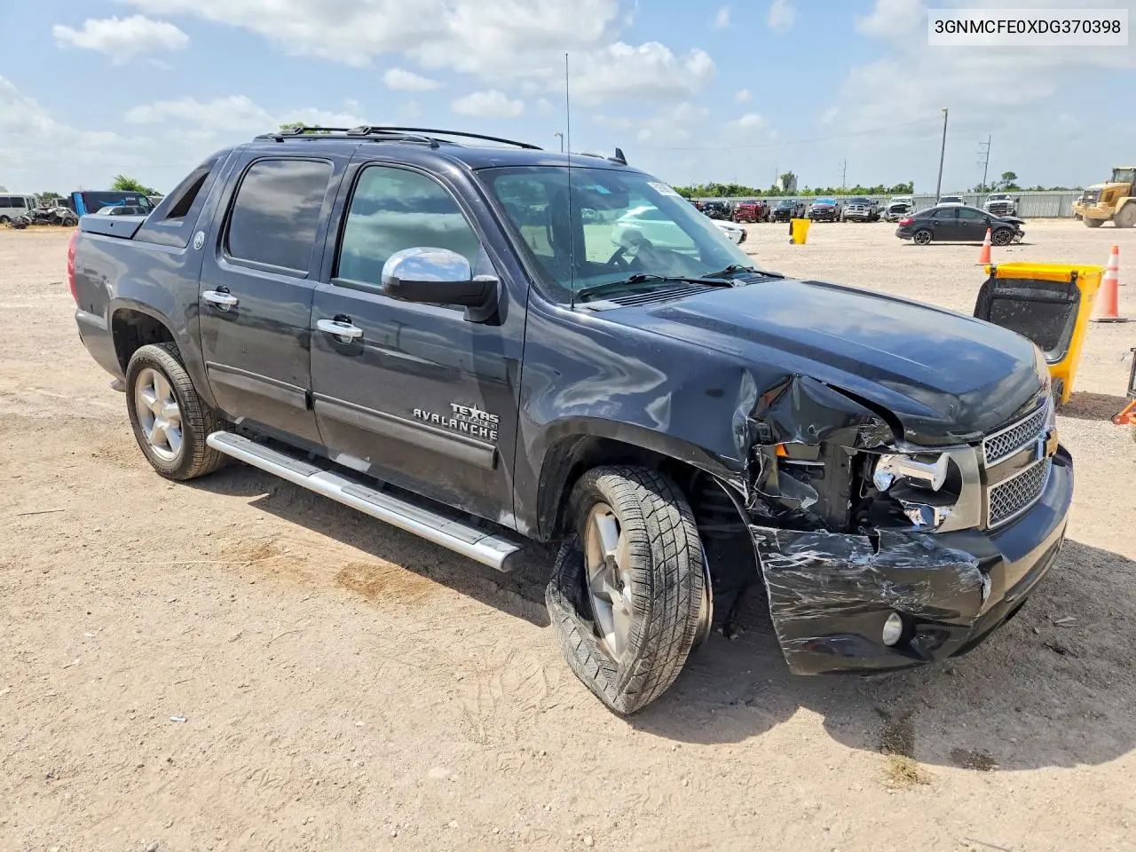 2013 Chevrolet Avalanche Lt VIN: 3GNMCFE0XDG370398 Lot: 59090776