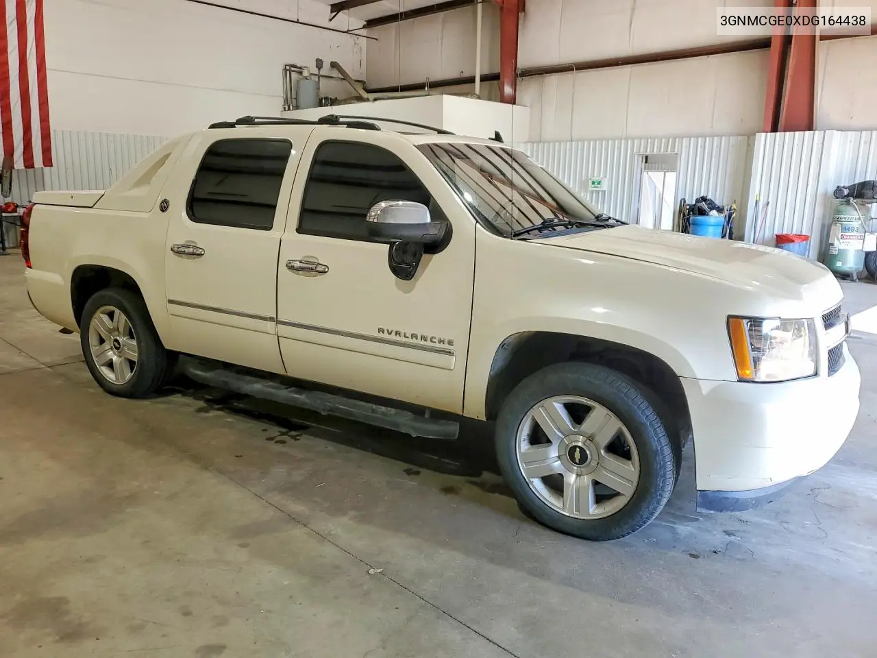 2013 Chevrolet Avalanche Ltz VIN: 3GNMCGE0XDG164438 Lot: 59962306