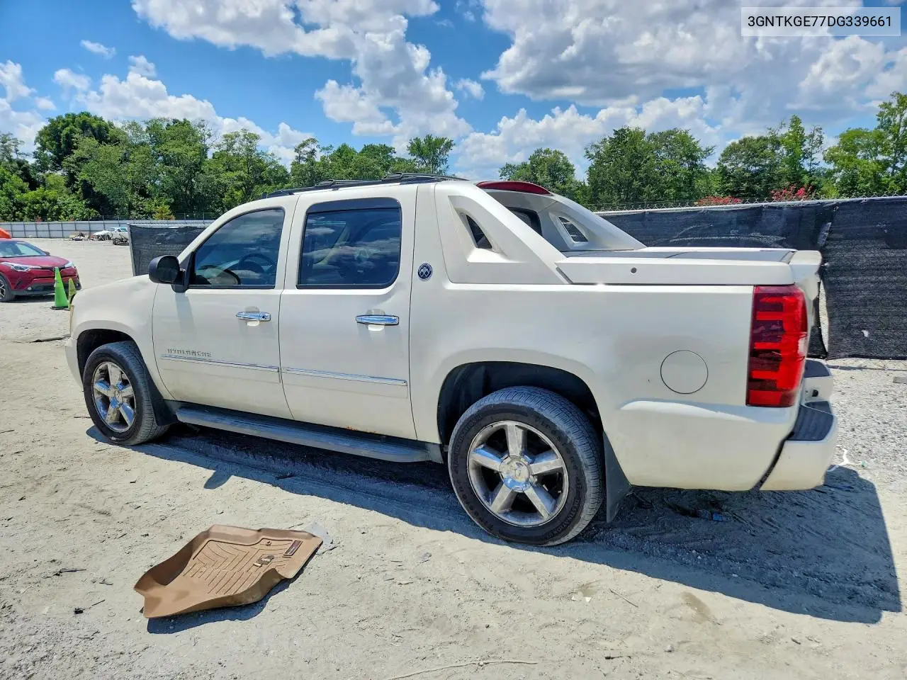 2013 Chevrolet Avalanche Ltz VIN: 3GNTKGE77DG339661 Lot: 62067056