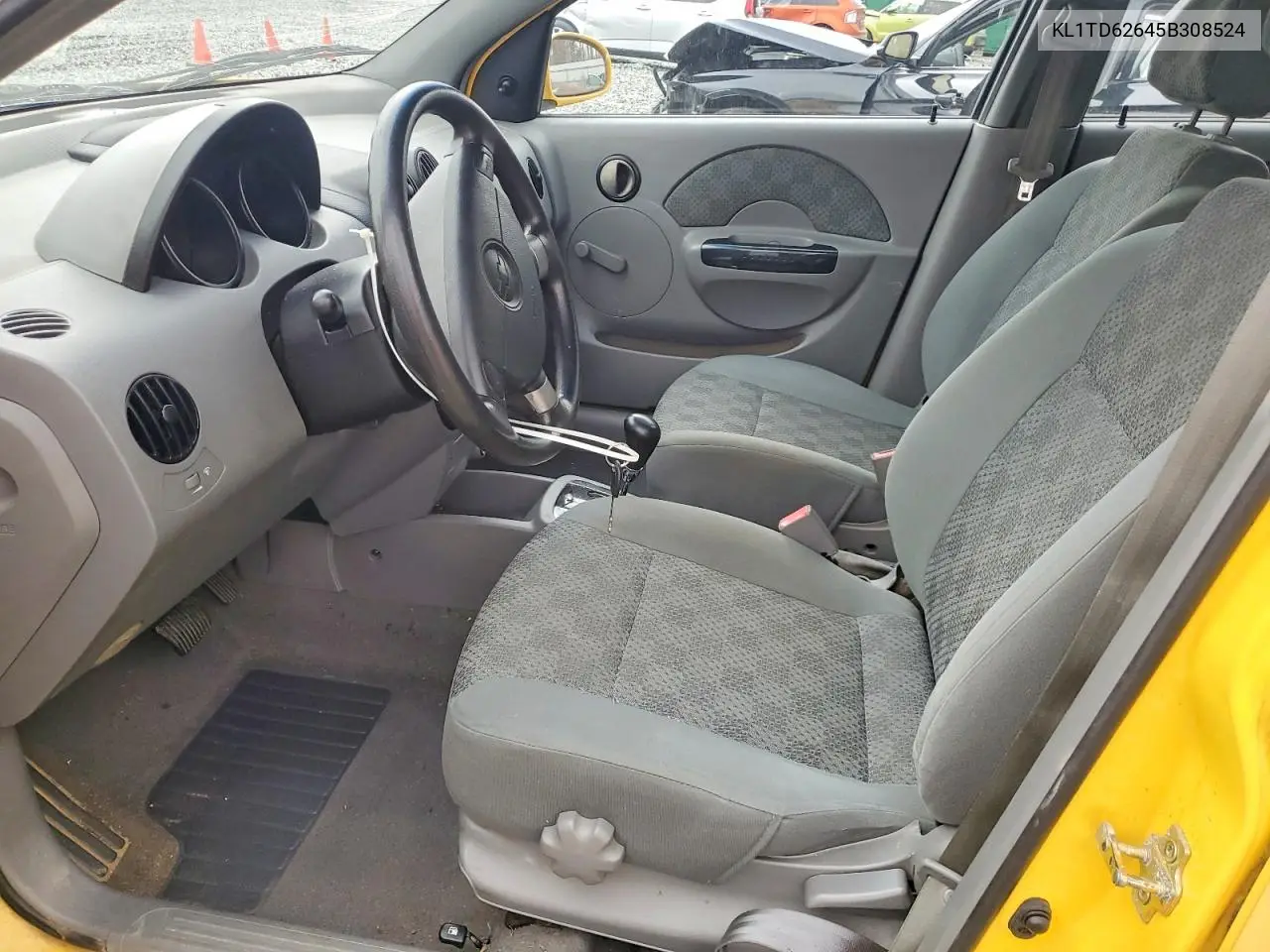 2005 Chevrolet Aveo Base VIN: KL1TD62645B308524 Lot: 73983365