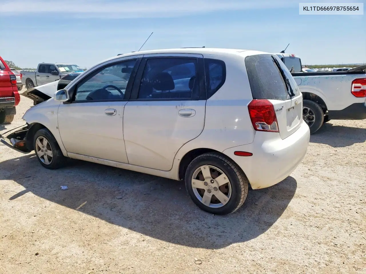2007 Chevrolet Aveo Base VIN: KL1TD66697B755654 Lot: 46472416