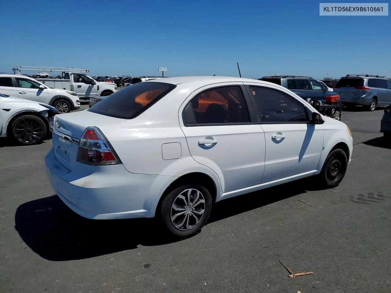 2009 Chevrolet Aveo Ls VIN: KL1TD56EX9B610661 Lot: 53813906