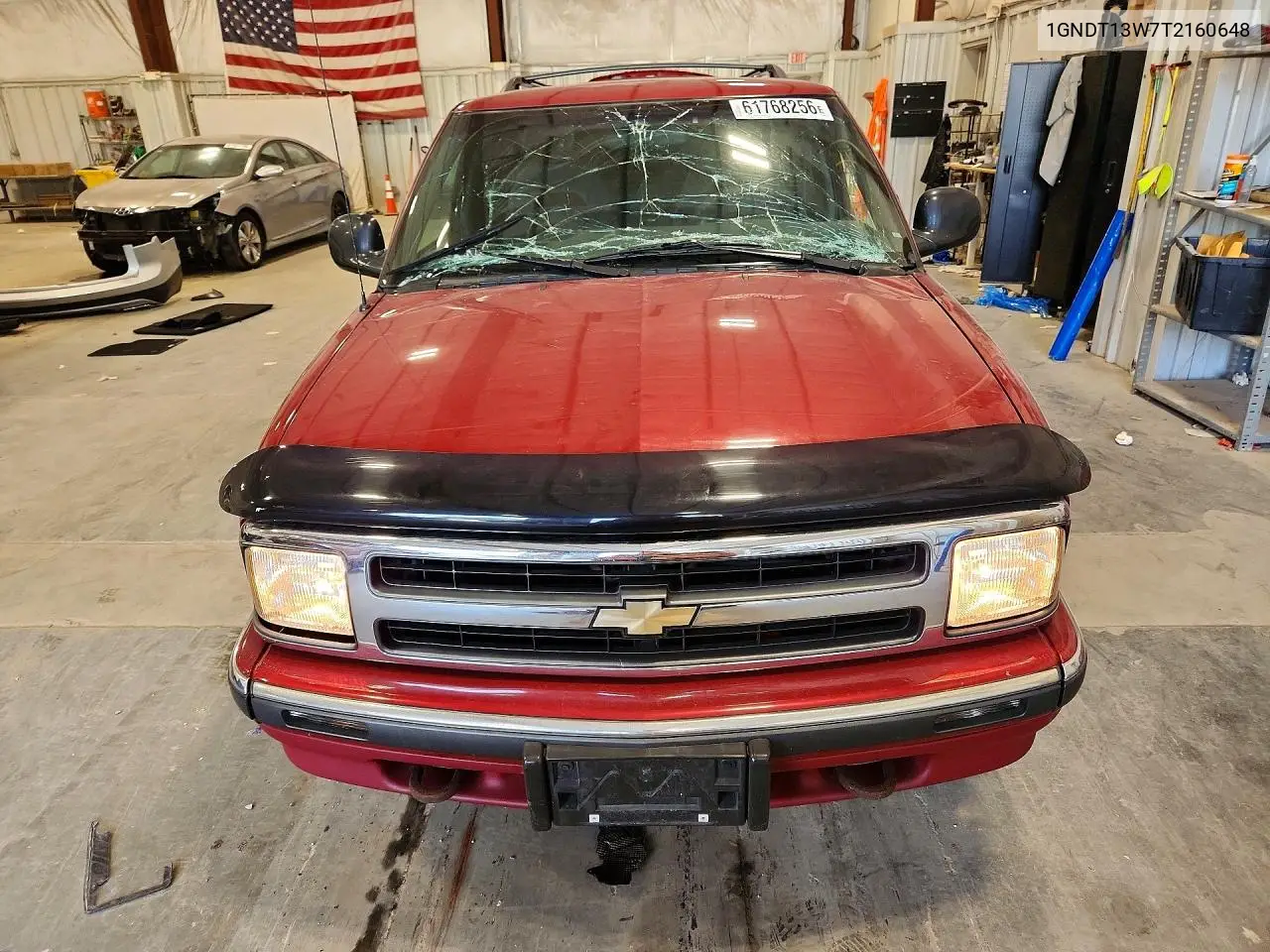 1996 Chevrolet Blazer VIN: 1GNDT13W7T2160648 Lot: 61768256