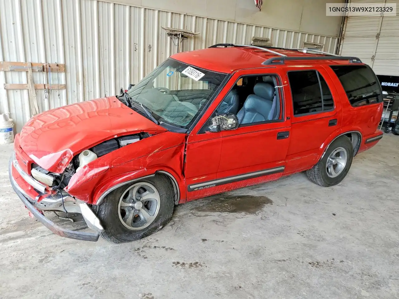1999 Chevrolet Blazer VIN: 1GNCS13W9X2123329 Lot: 61093116