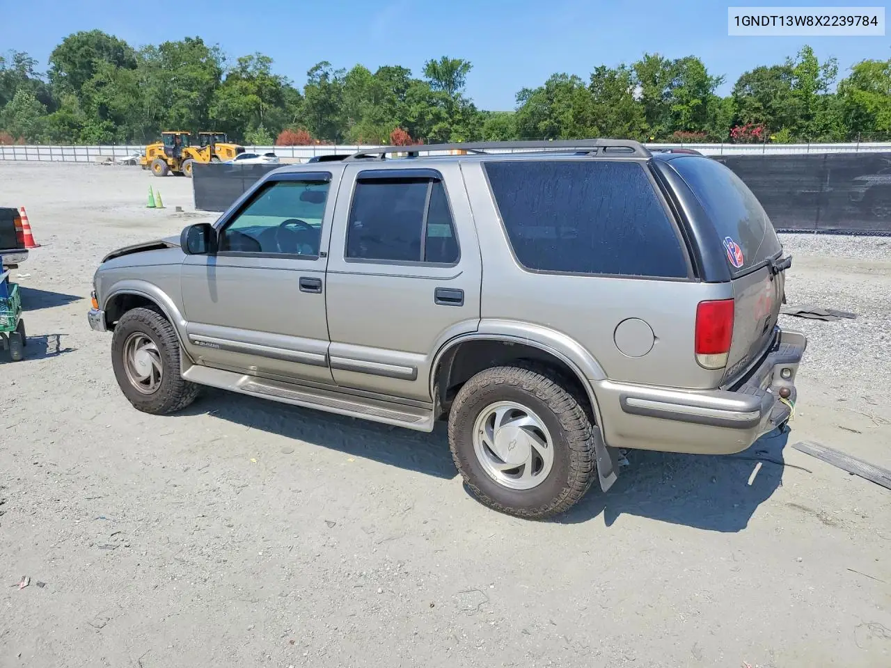 1999 Chevrolet Blazer VIN: 1GNDT13W8X2239784 Lot: 61408006