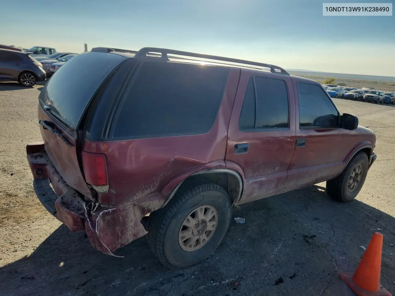 1GNDT13W91K238490 2001 Chevrolet Blazer