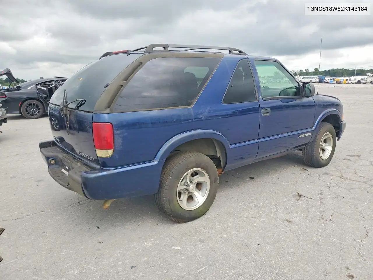 2002 Chevrolet Blazer VIN: 1GNCS18W82K143184 Lot: 62120806