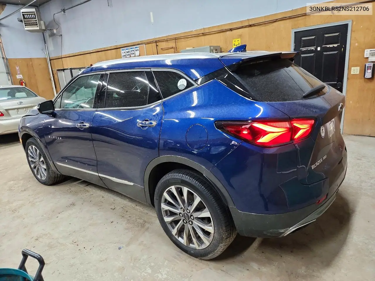 2022 Chevrolet Blazer Premier VIN: 3GNKBLRS2NS212706 Lot: 60064976