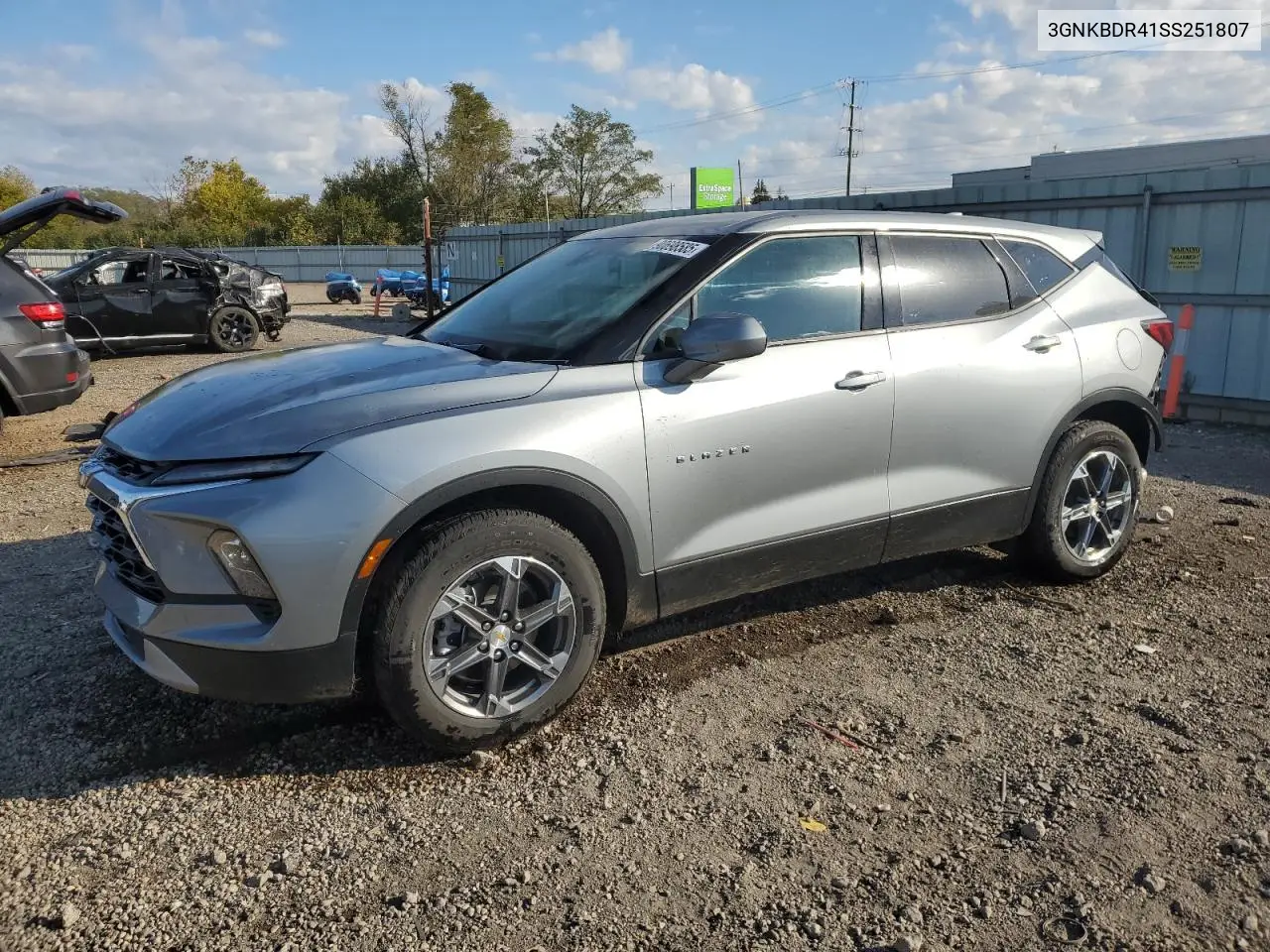3GNKBDR41SS251807 2025 Chevrolet Blazer 3Lt